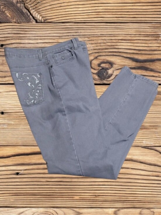 Gloria Vanderbilt Denim - WOMEN'S GLORIA VANDERBILT AMANDA DENIM JEANS